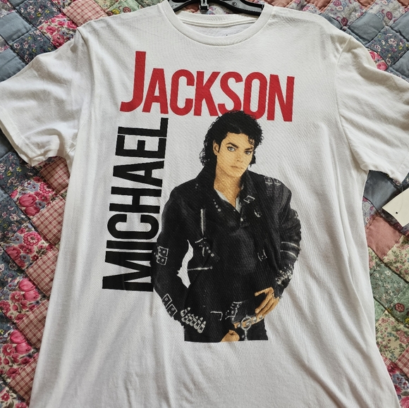 COPY - White and Red Michael Jackson Tribute Tee - Picture 1 of 3